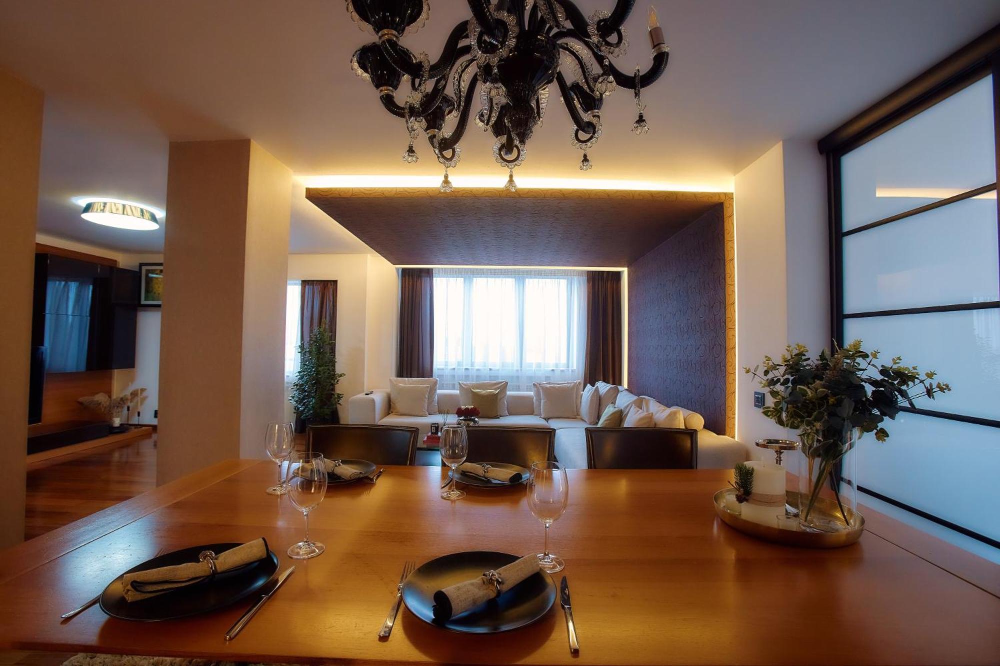 Uptown Residence Satu Mare Luaran gambar