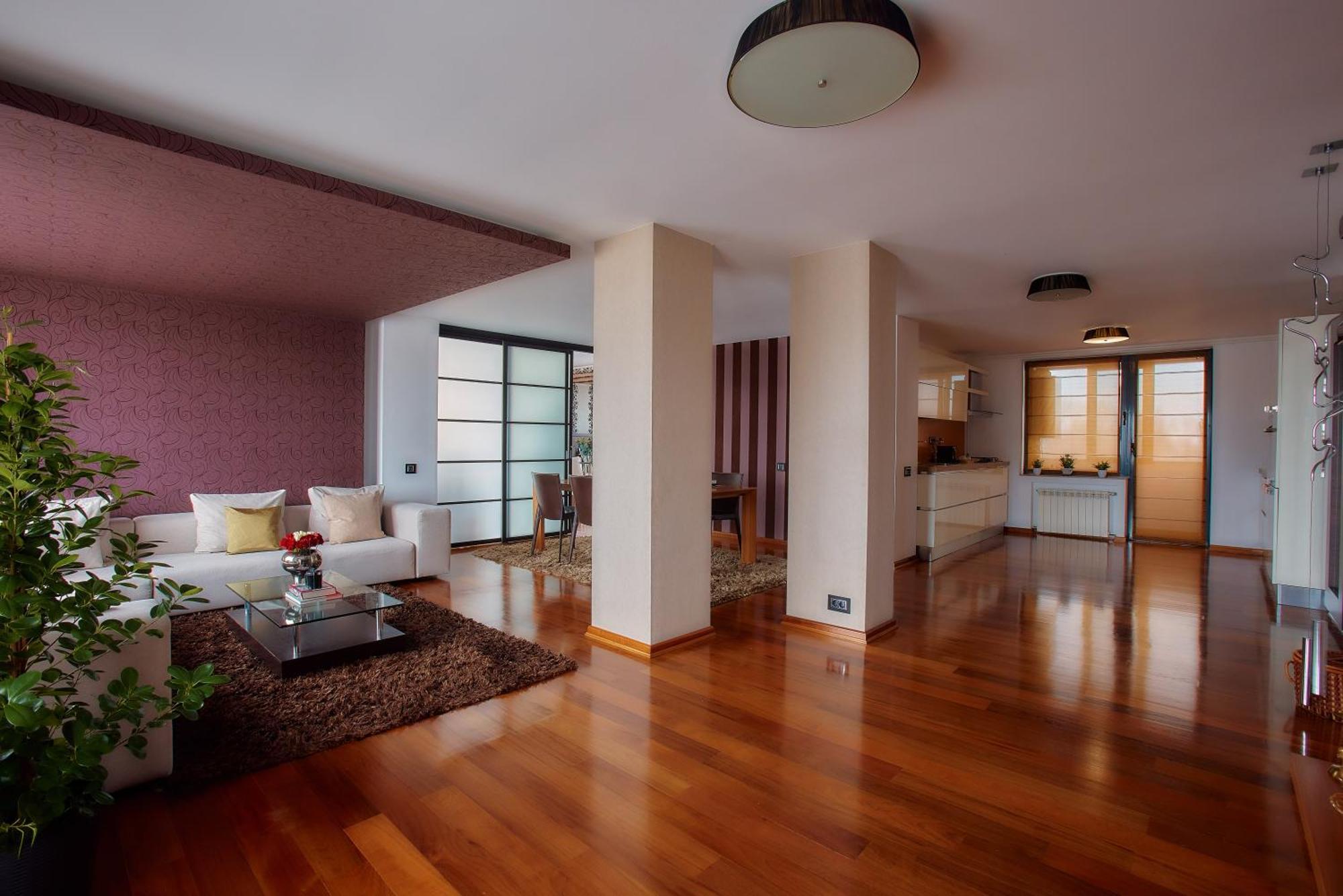 Uptown Residence Satu Mare Luaran gambar